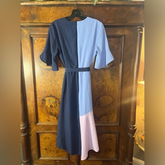 GUC Hutch- Color block Wrap Dress. Size M - Picture 4 of 9
